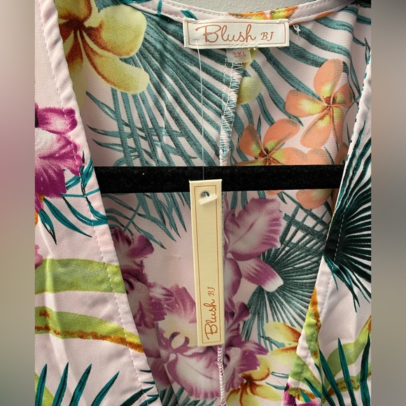 NWT Purple White Multi Tropical Print V Neck Plus Size Wrap Dress Bohemian - Picture 7 of 8